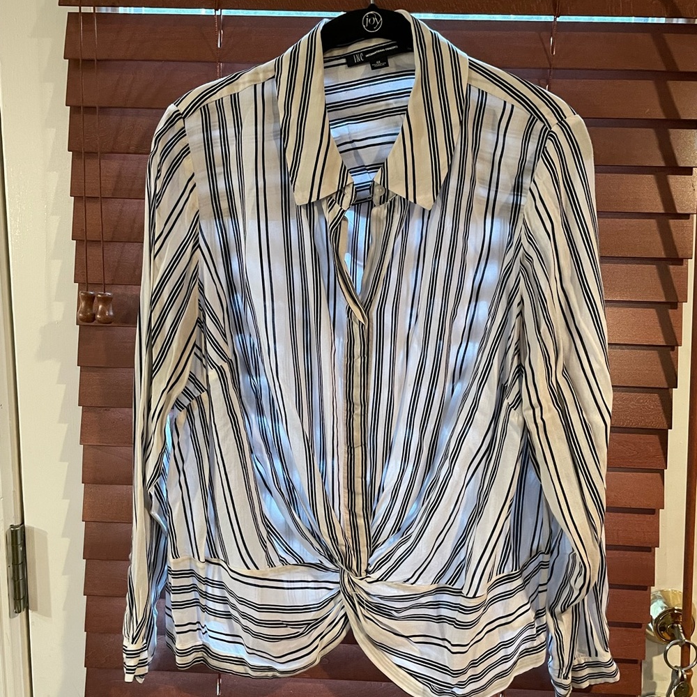 INC size 0X white with black stripes blouse